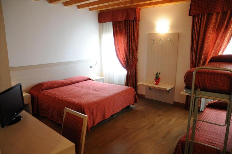 Hotel 5 Colonne - Oda