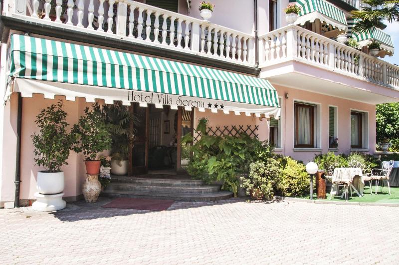 Hotel Villa Serena - Genel