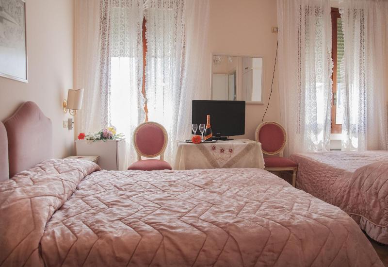 Hotel Villa Serena - Oda