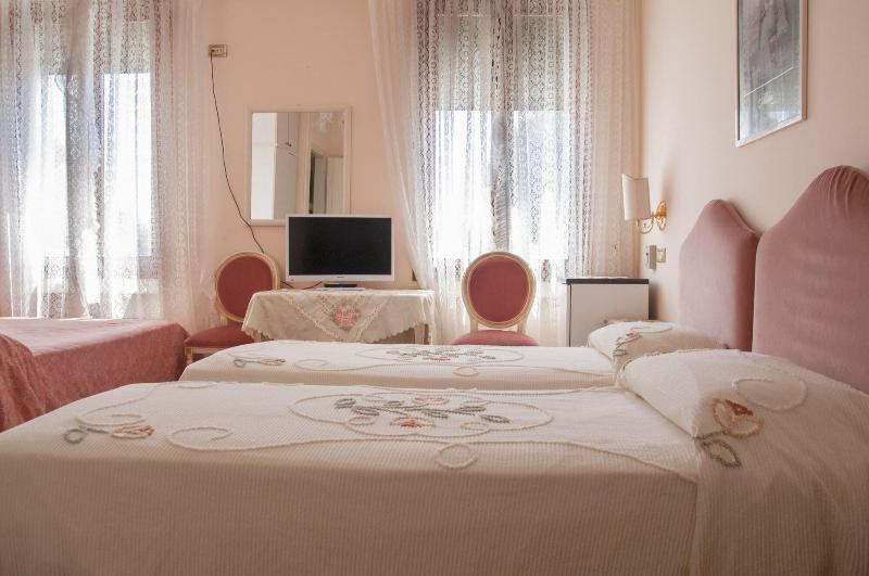 Hotel Villa Serena - Oda