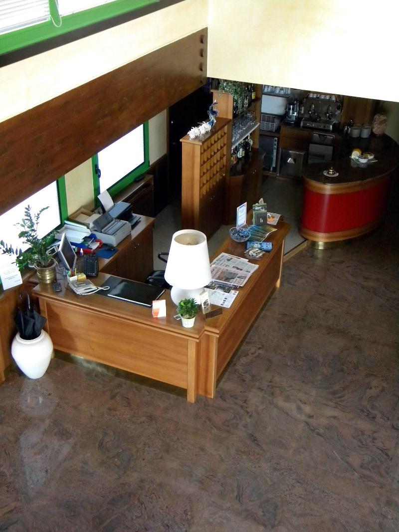 Hotel Corone - Lobi
