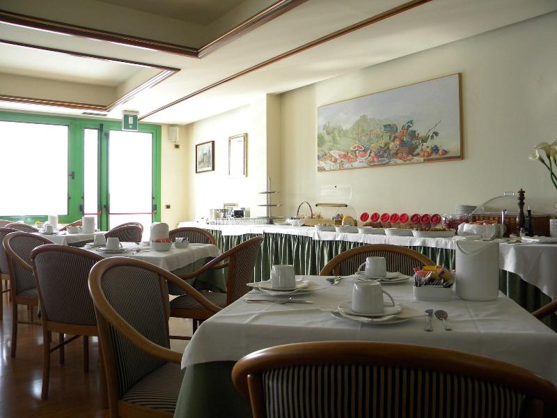Hotel Corone - Restoran