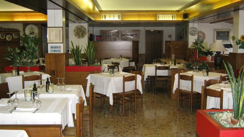 Hotel Corone - Restoran