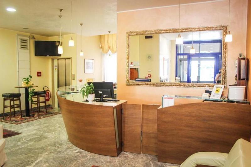 Hotel Centrale - Lobi