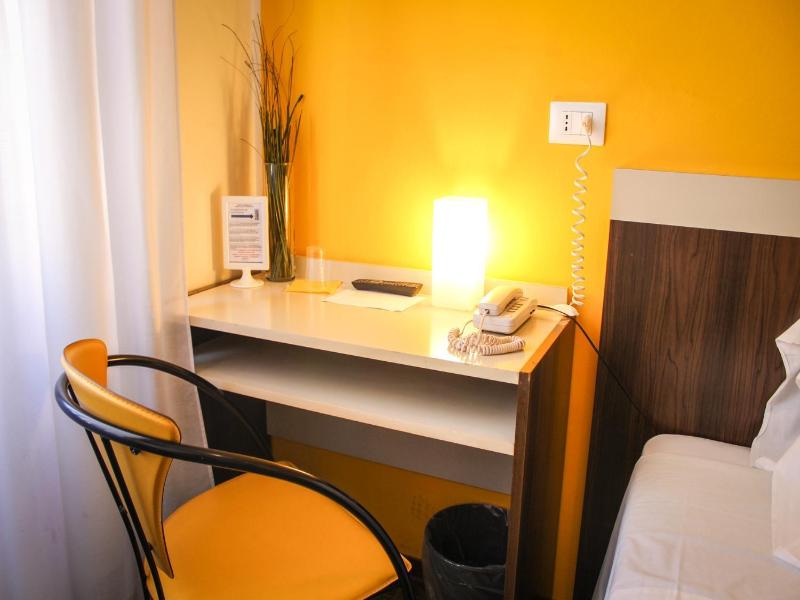 Hotel Centrale - Oda