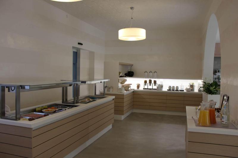 Hotel Alex - Lobi