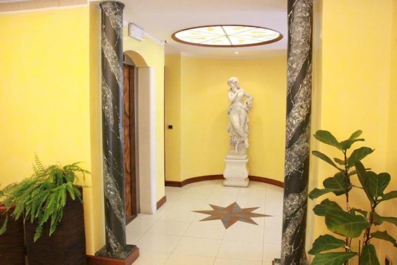 Hotel La Serena - Lobi