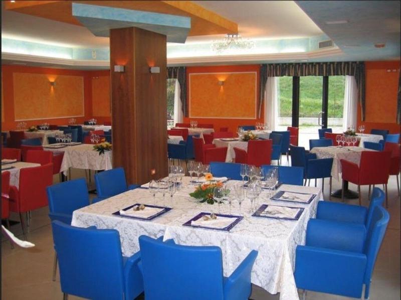 Hotel Centrale Sandron - Restoran