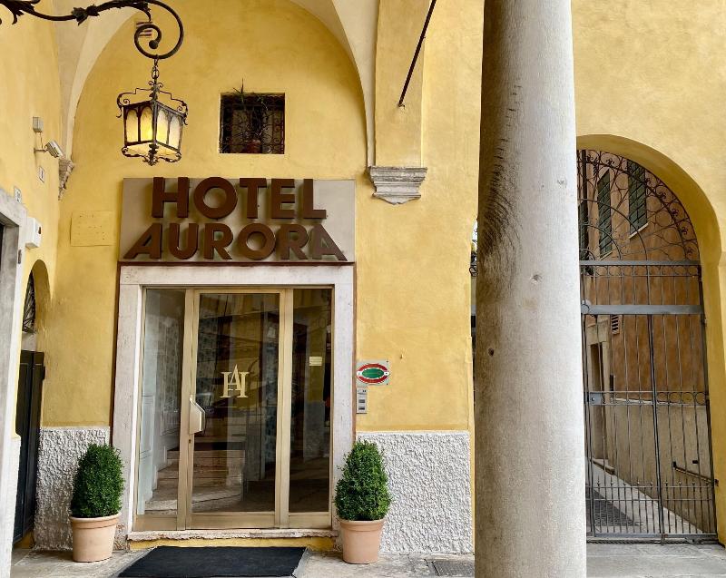 Hotel Aurora - Genel