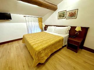 Hotel Aurora fotoÄŸrafÄ±