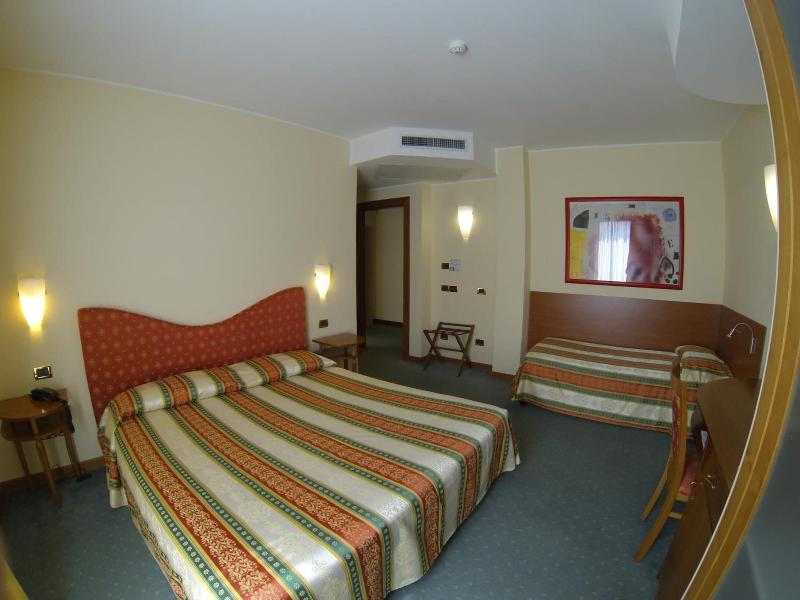 Hotel Miro - Oda