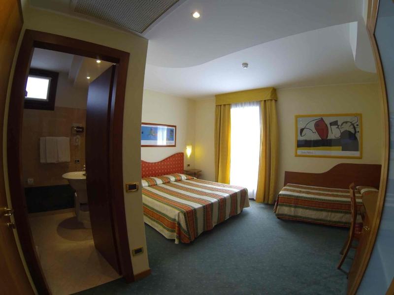 Hotel Miro - Oda
