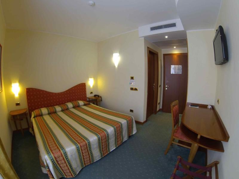 Hotel Miro - Oda