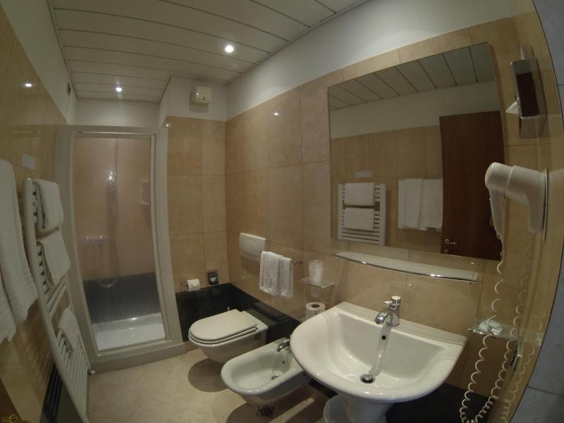 Hotel Miro - Oda