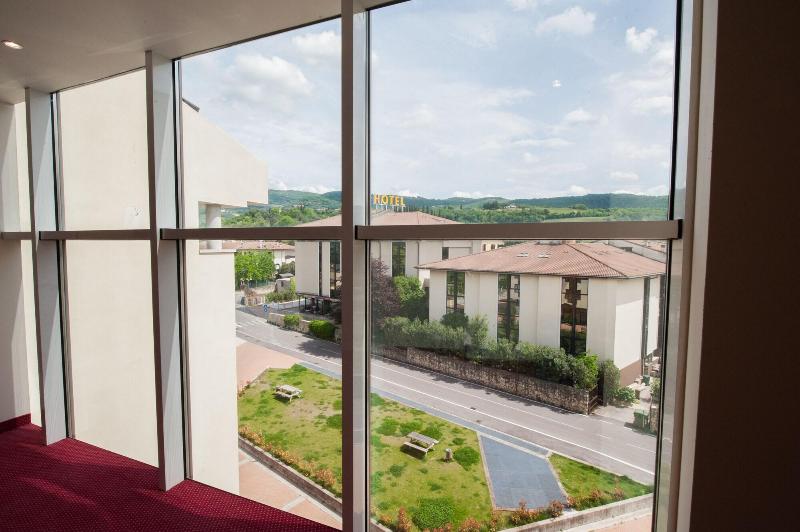 Kona Hotel Verona - Genel