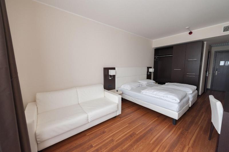 Kona Hotel Verona - Oda