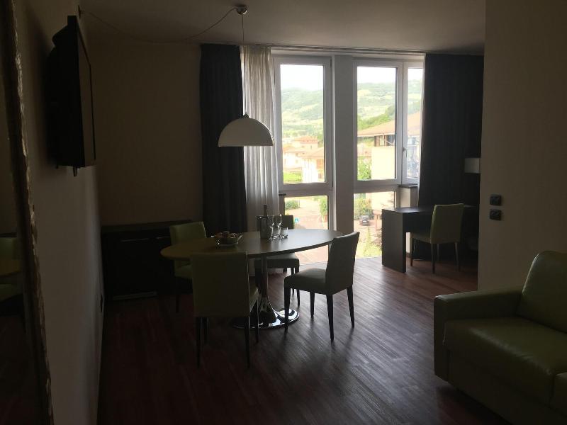 Kona Hotel Verona - Oda