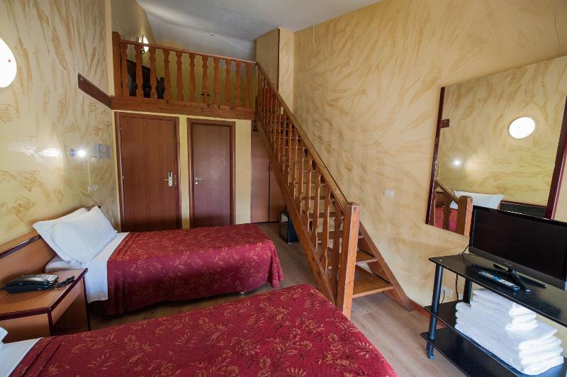 Kona Hotel Verona - Oda