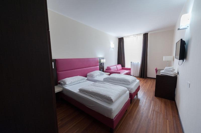 Kona Hotel Verona - Oda