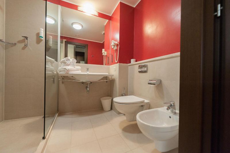 Kona Hotel Verona - Oda