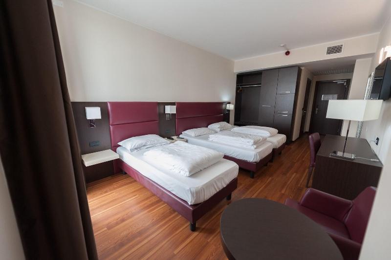 Kona Hotel Verona - Oda