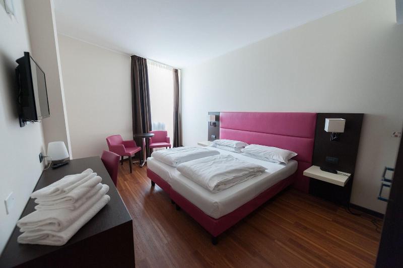 Kona Hotel Verona - Oda