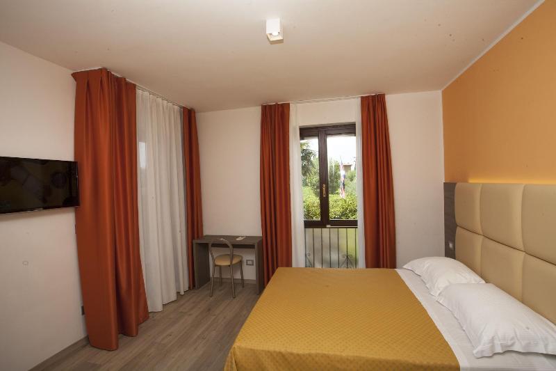 Hotel Bella Lazise - Oda