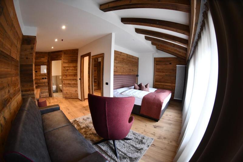 Hotel Alpenrose - Oda