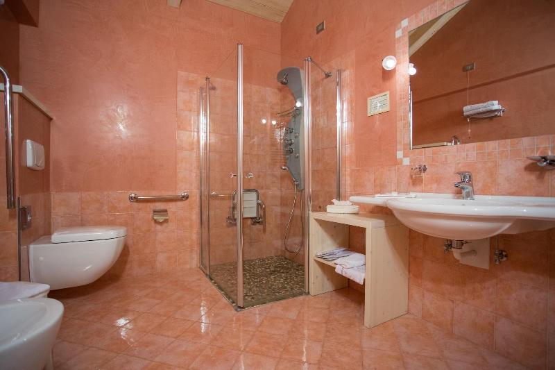 Castelir Suite Hotel - Oda