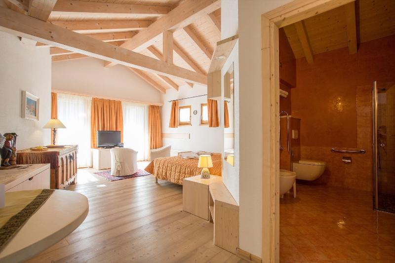 Castelir Suite Hotel - Oda