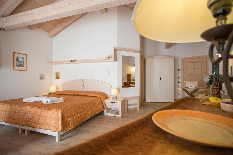Castelir Suite Hotel - Oda