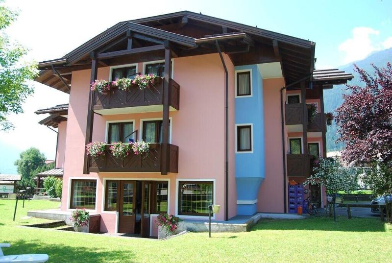 Hotel Quadrifoglio - Genel