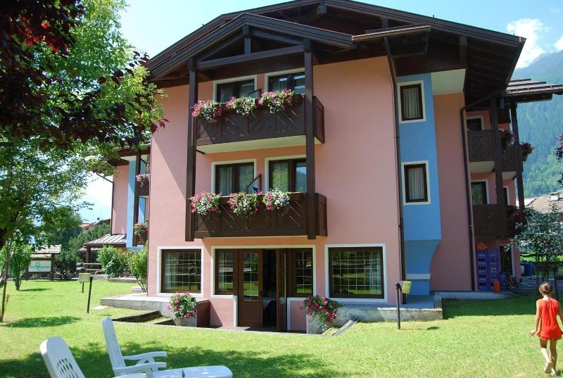 Hotel Quadrifoglio - Genel