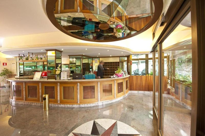 Hotel Excelsior - Lobi