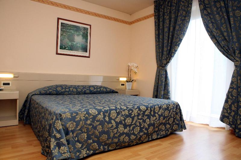 Hotel Excelsior - Oda