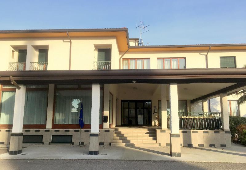 Hotel Internazionale - Genel
