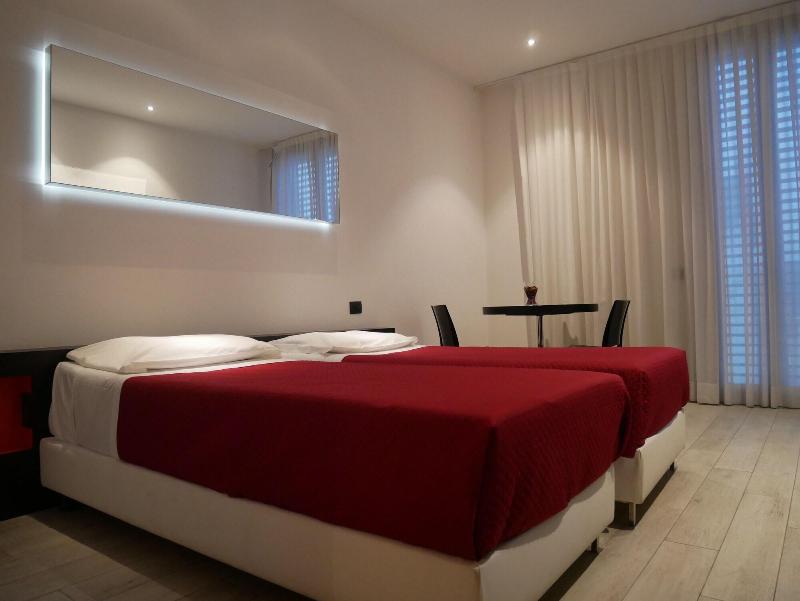 Blue Shades Aparthotel - Oda
