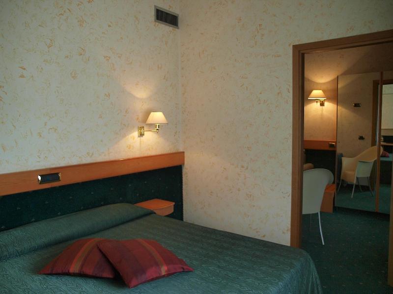 Euro Hotel - Oda