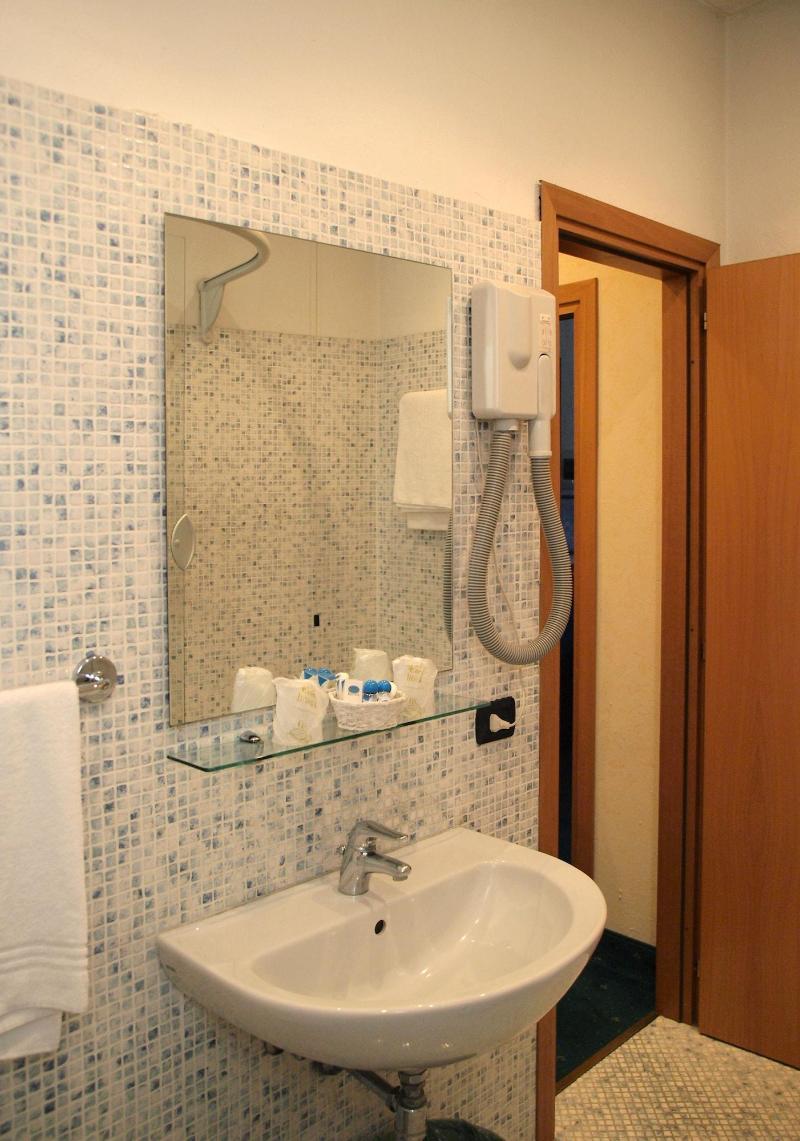 Euro Hotel - Oda