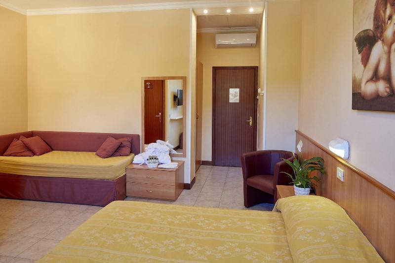 Hotel Plaza - Oda