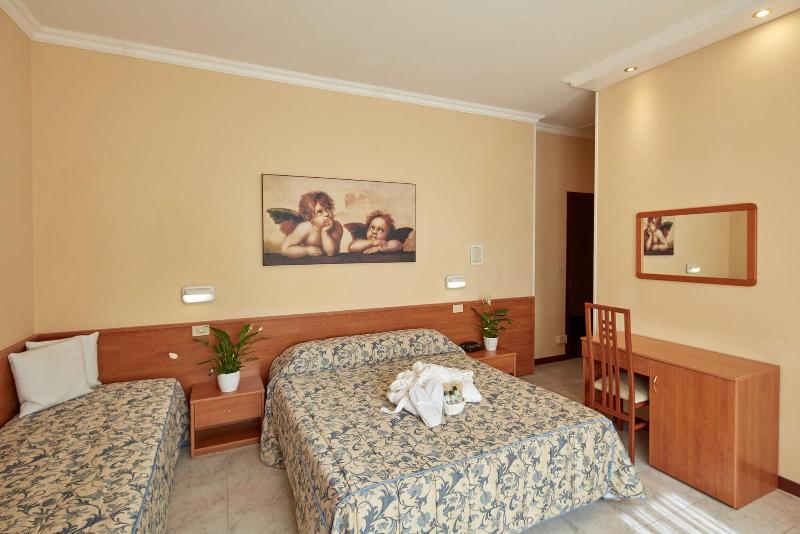 Hotel Plaza - Oda