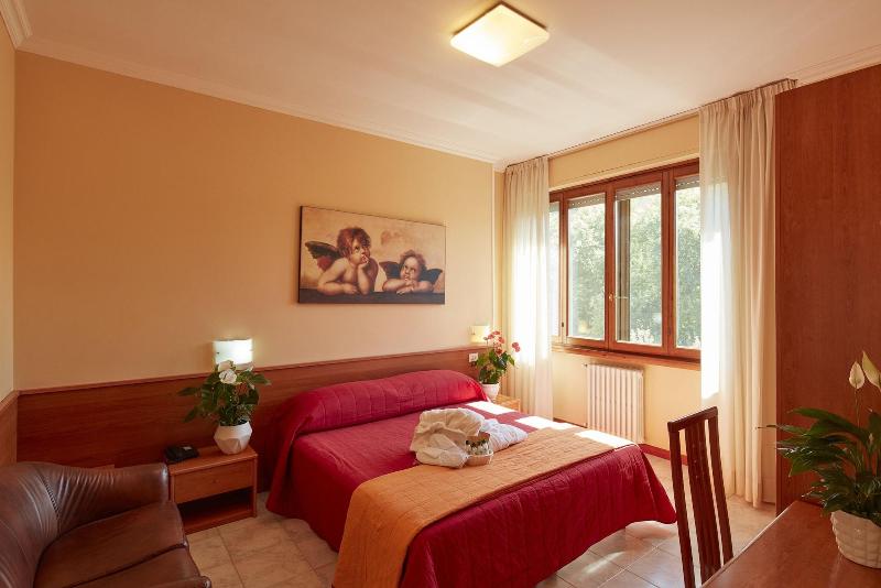Hotel Plaza - Oda