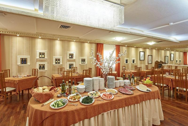 Hotel Plaza - Restoran