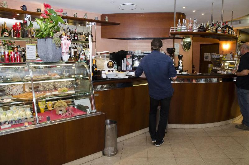 Albergo Bar Cenni - Bar