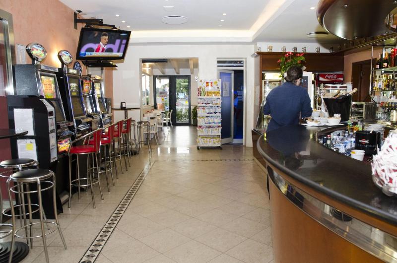 Albergo Bar Cenni - Bar