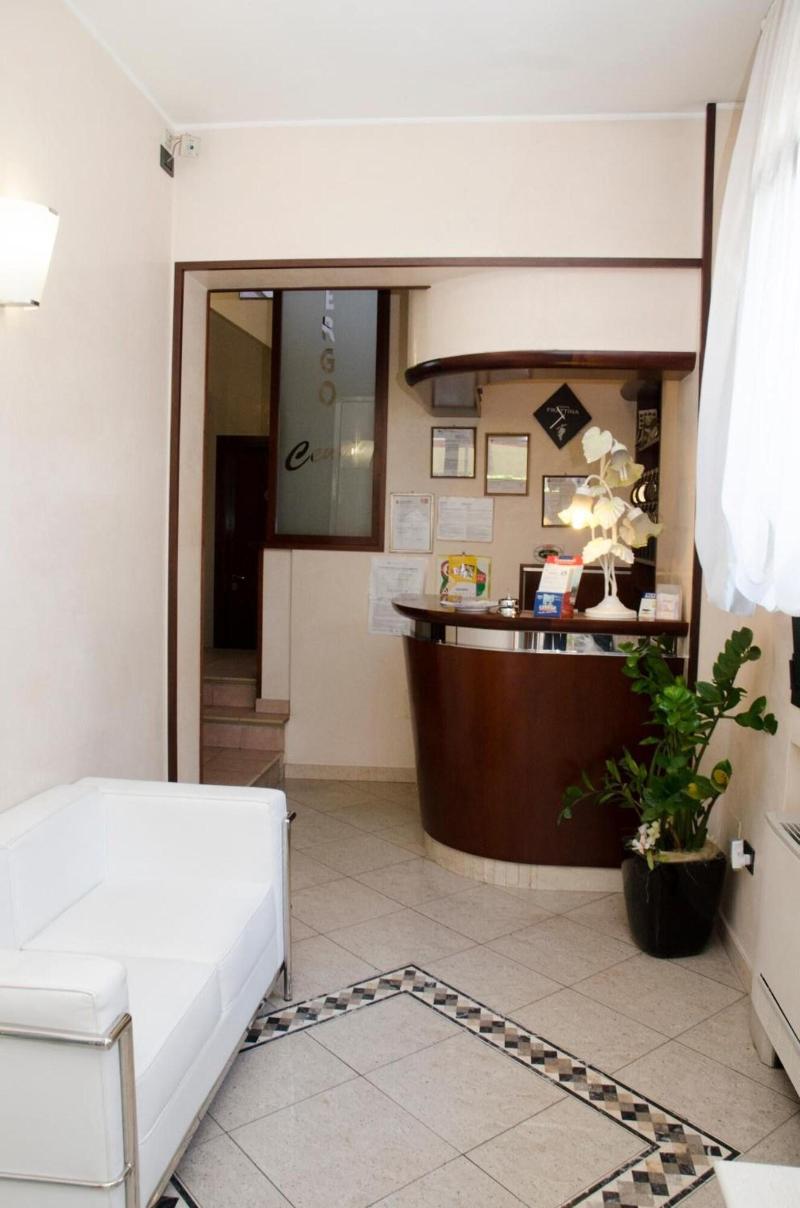 Albergo Bar Cenni - Lobi