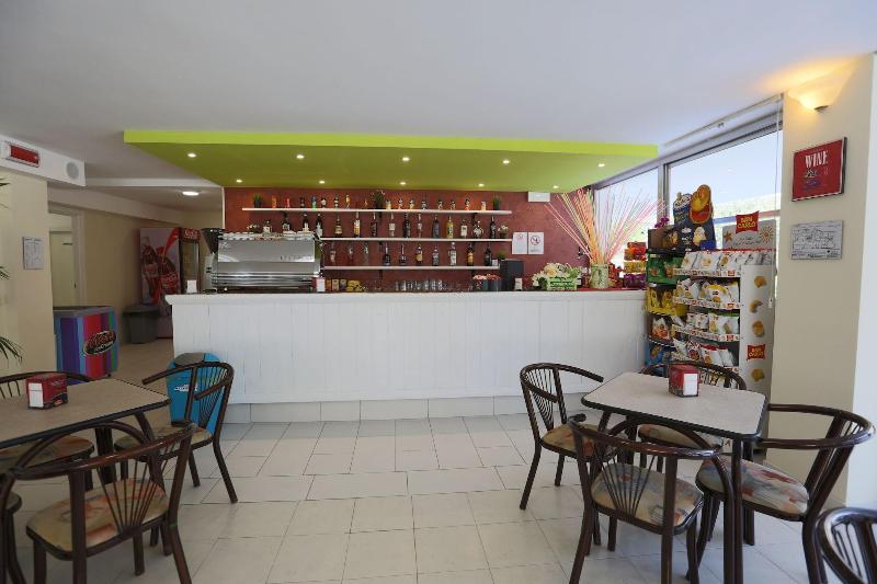 Family Hotel Marina Beach - Bar