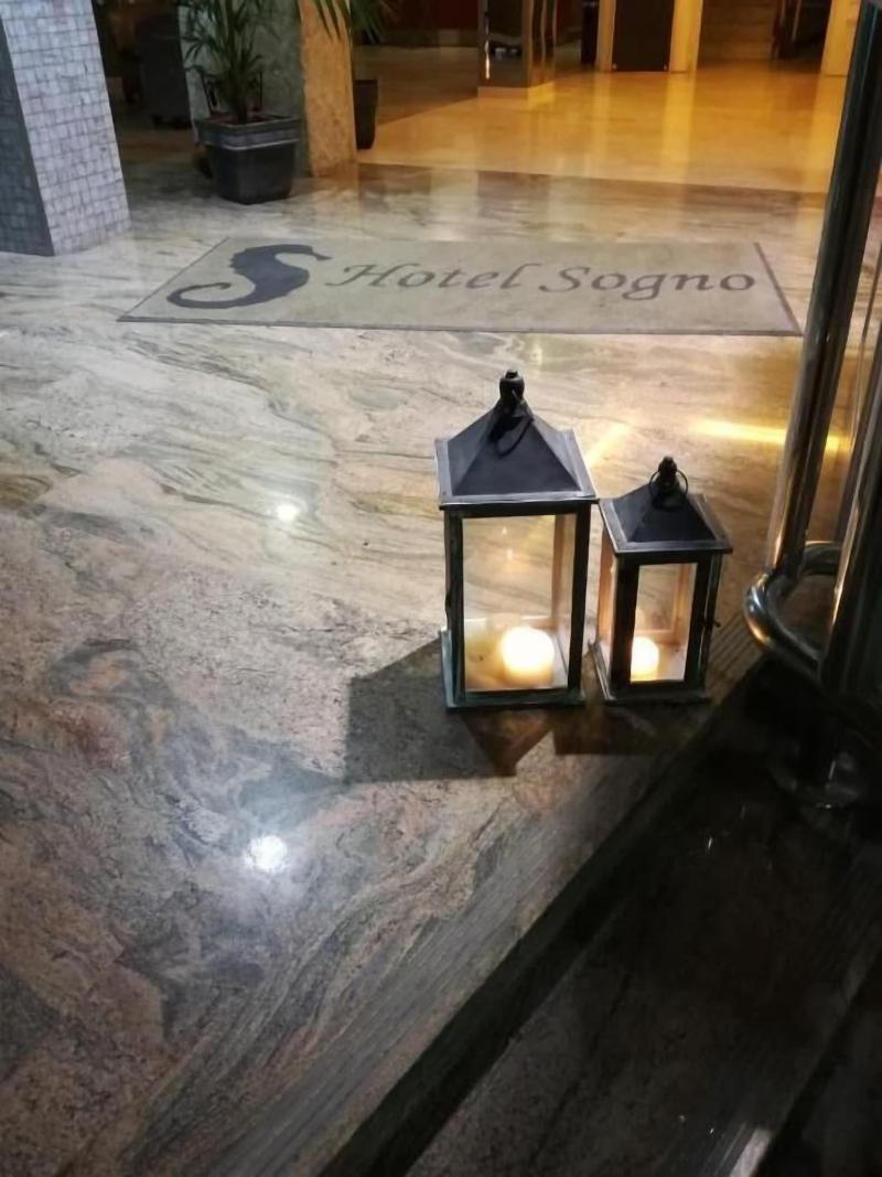 Hotel Sogno - Lobi