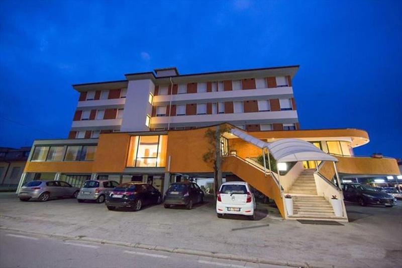Hotel Toscana - Genel