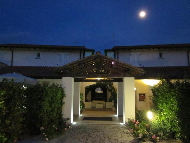 Hotel Villa Smeraldo - Genel